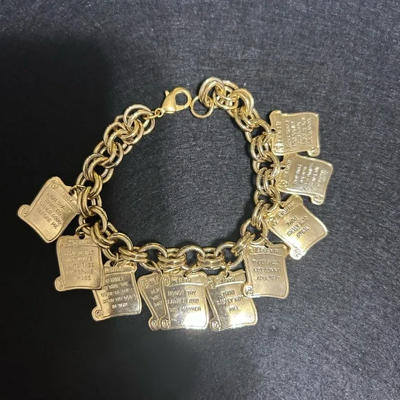 Antique Gold Charm Bracelet - Picture 6 of 6